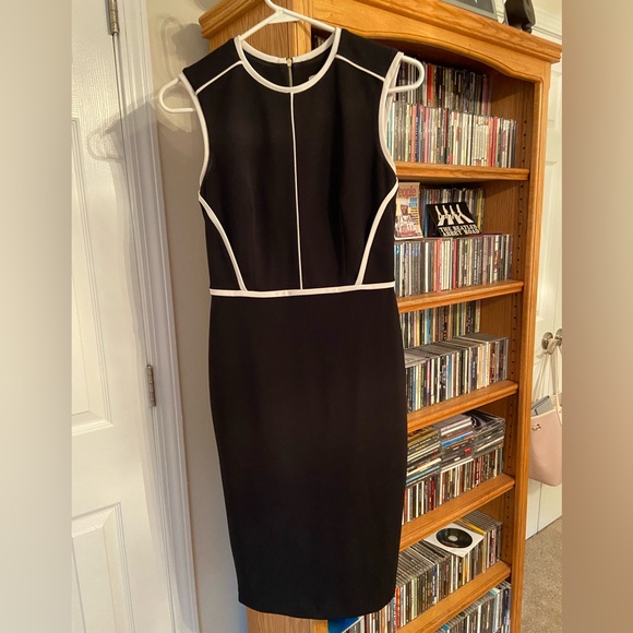 Gorgeous Calvin Klein Dress - Picture 6 of 8